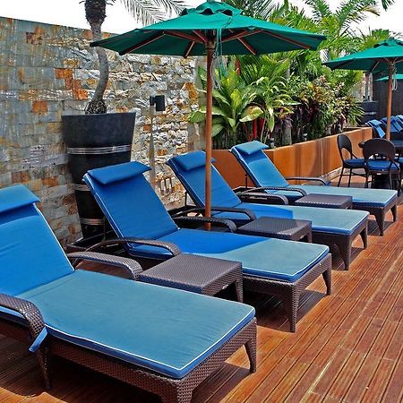 Queens Hotel Angeles City Экстерьер фото
