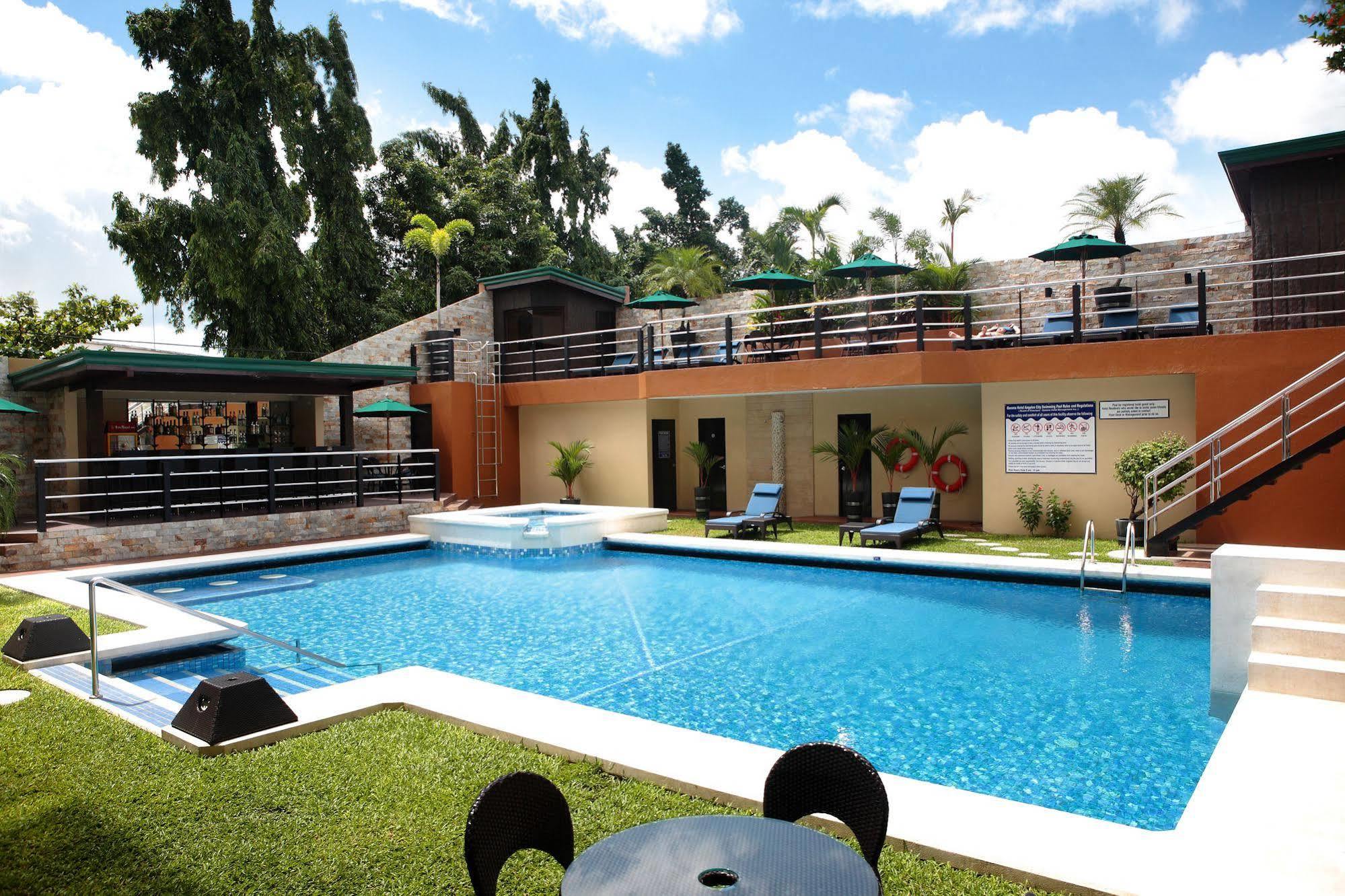 Queens Hotel Angeles City Экстерьер фото