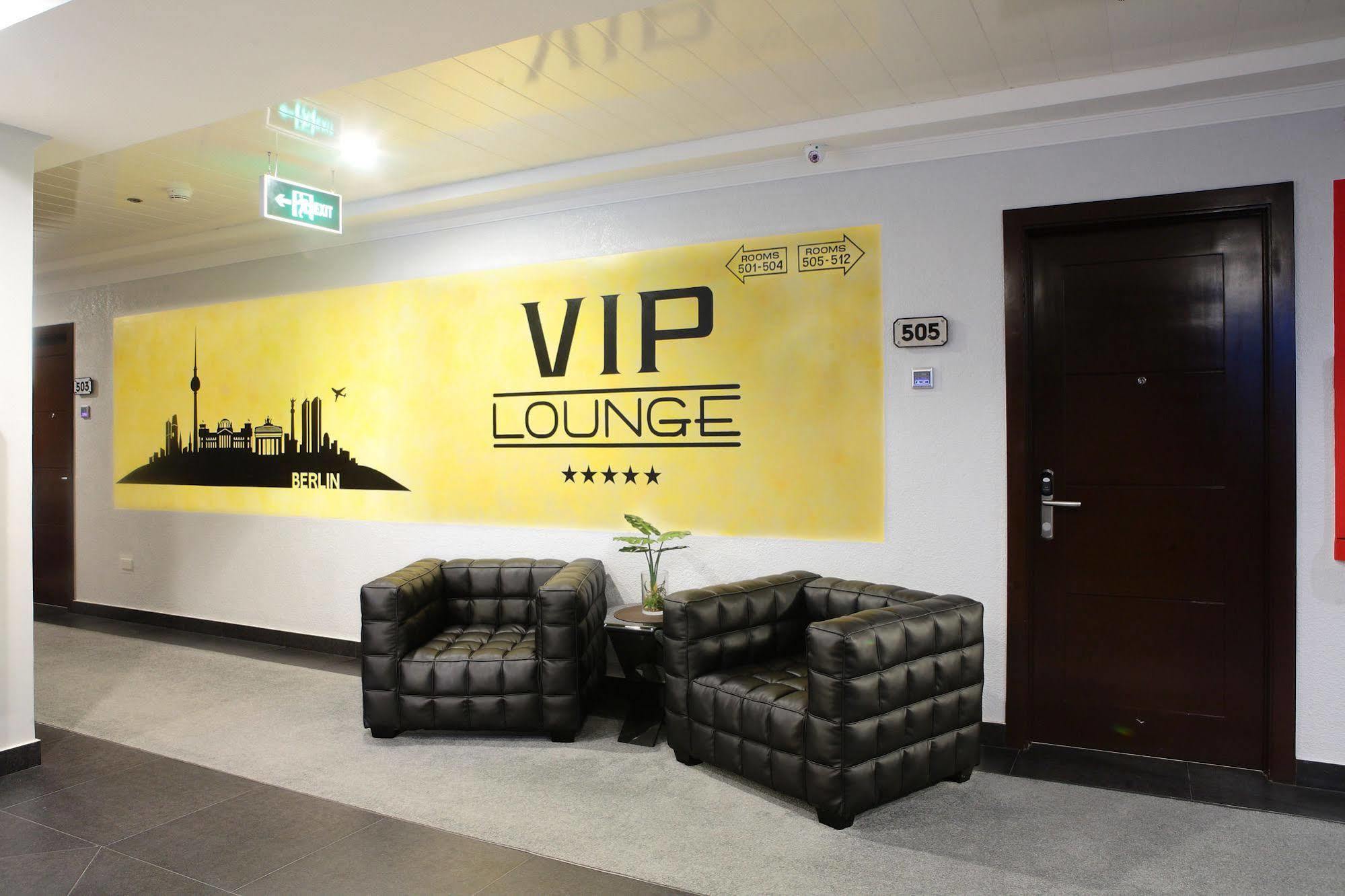 Queens Hotel Angeles City Экстерьер фото